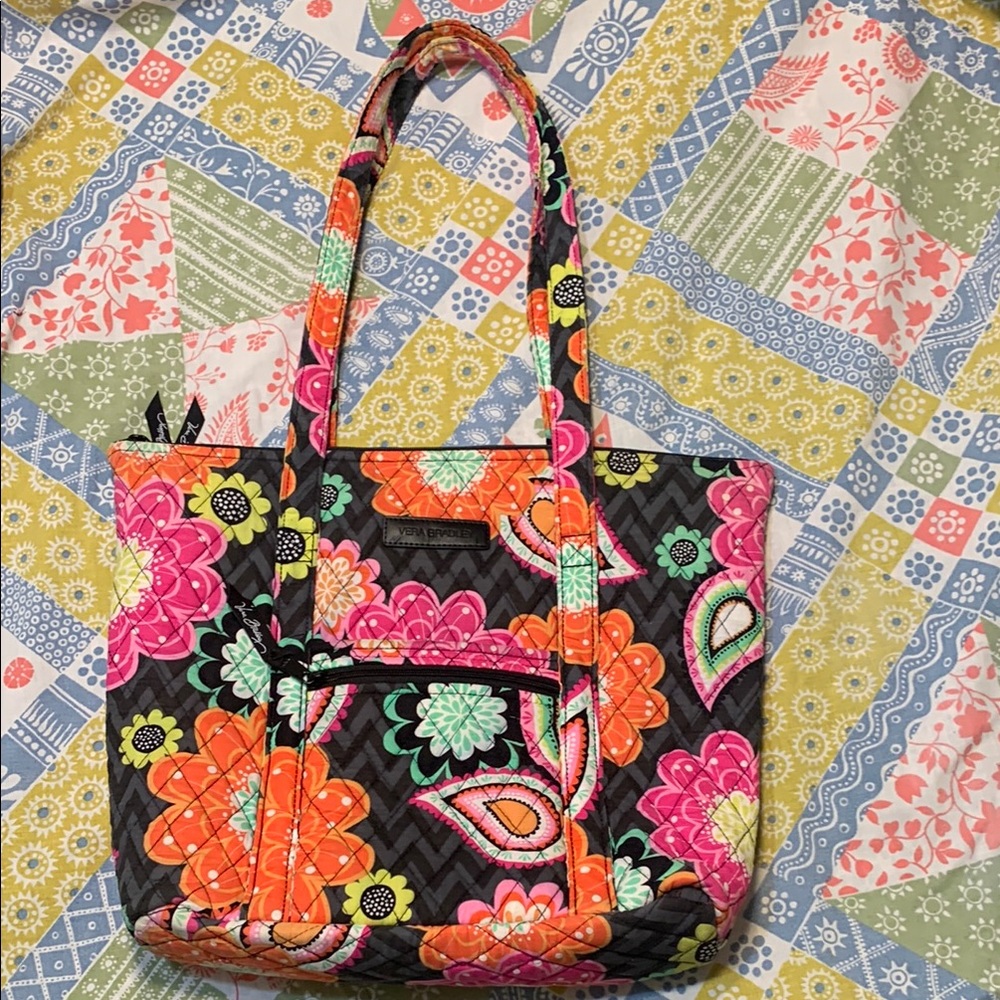 Retired Vera Bradley Zinnia Floral Patterned Tote Bag with Hot Pink Interior